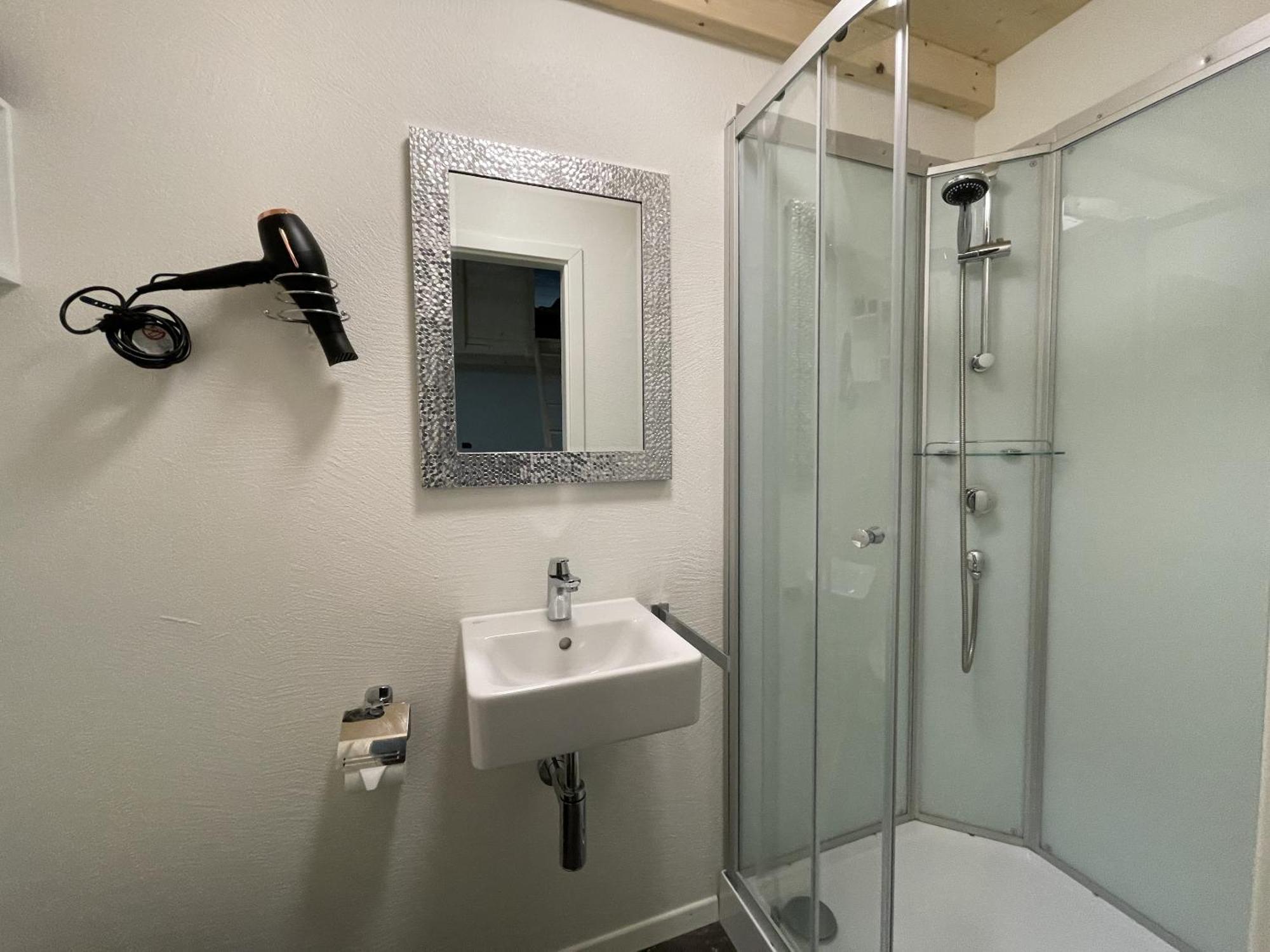 Hotel Sternen Gurtnellen Екстериор снимка